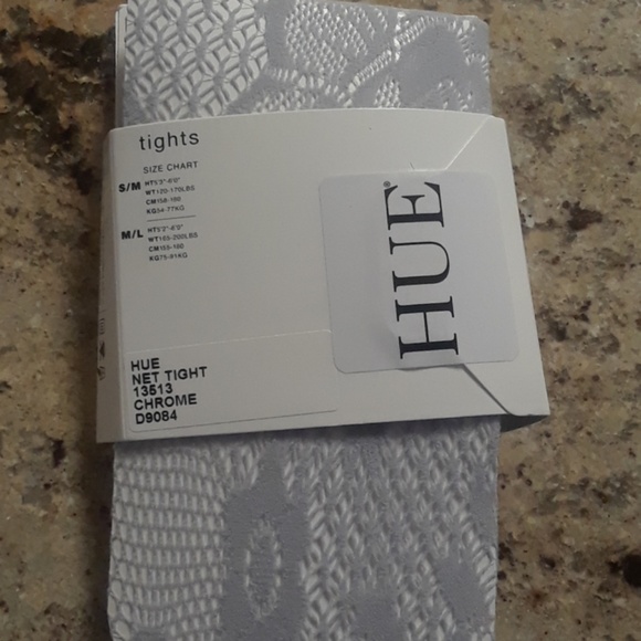 HUE Pattern Net Tights - Picture 5 of 6